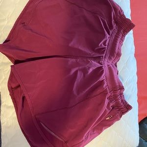 Lululemon tracker shorts